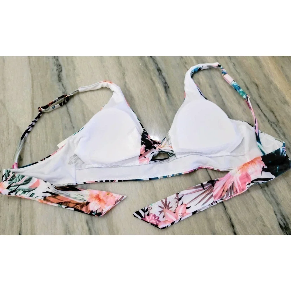 Raisins Haute Bloom Twist Front Bikini Top Large White